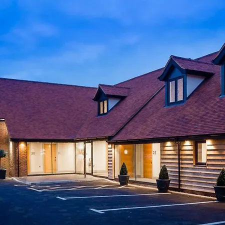 The Chequers Inn Beaconsfield Exterior photo