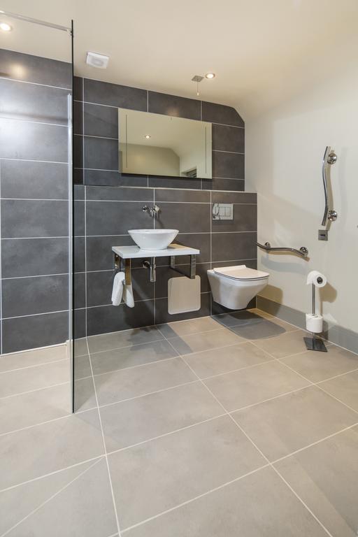 The Chequers 4*