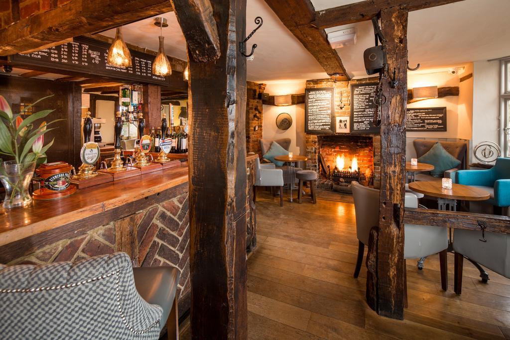 The Chequers 4*